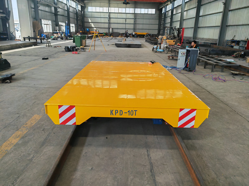 Solusi Transportasi Industri Low Voltage Rail Transfer Trolley