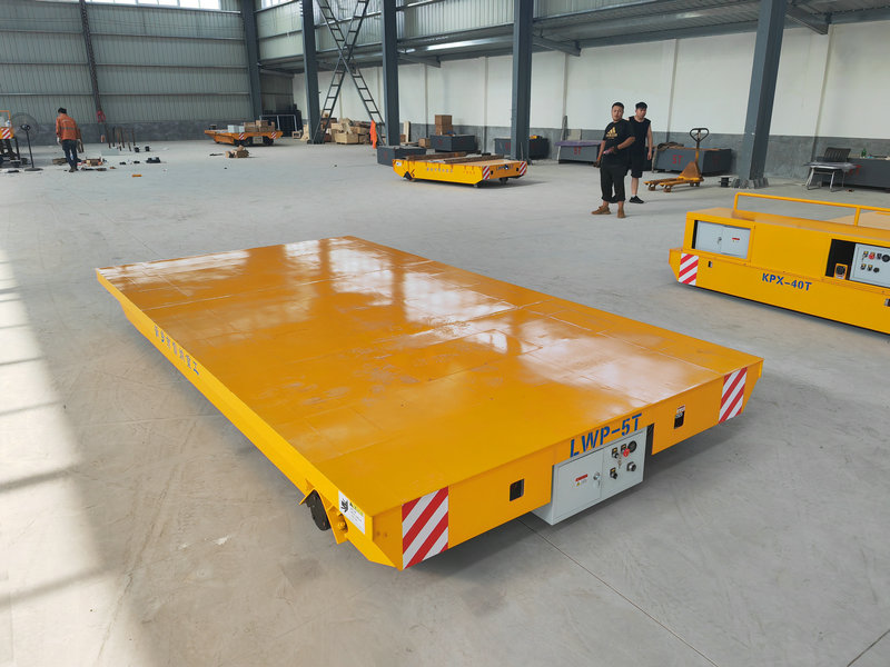 Baterai Beroperasi Motorisasi Listrik Trackless Transfer Multidirectional Cart