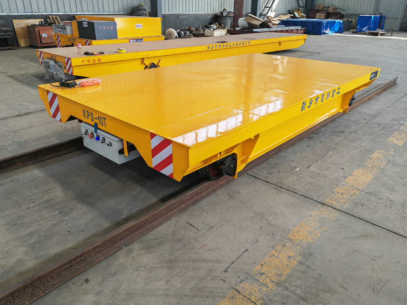 Solusi Transportasi Industri Low Voltage Rail Transfer Trolley